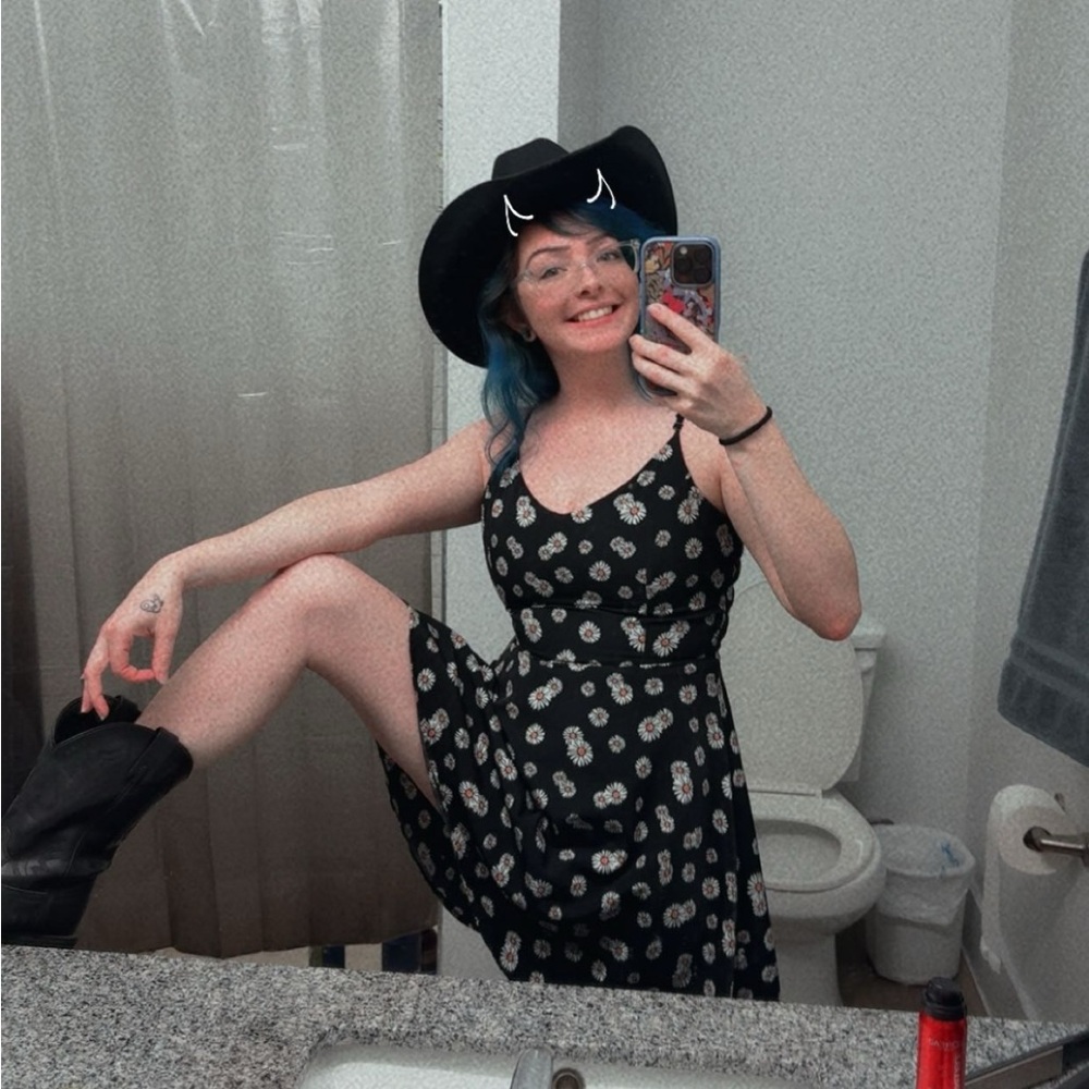 Meet your Posher, Korinne